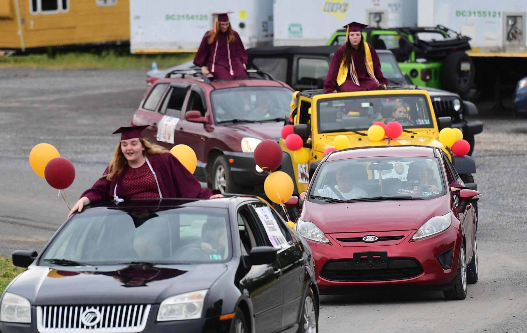 Big Spring Graduating Seniors Car Parade 57.JPG